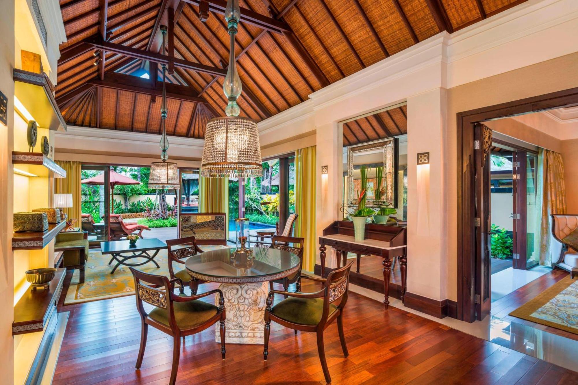 Villa Gardenia 1 Chambre avec 1 Lit King-Size, Piscine Privée et Transfert Aéroport Gratuit - Vue sur Jardin